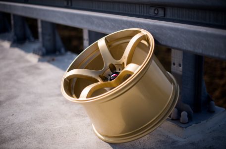 SALE - Japan Racing Wheels - JR-32 Gold (18x8.5 Zoll)